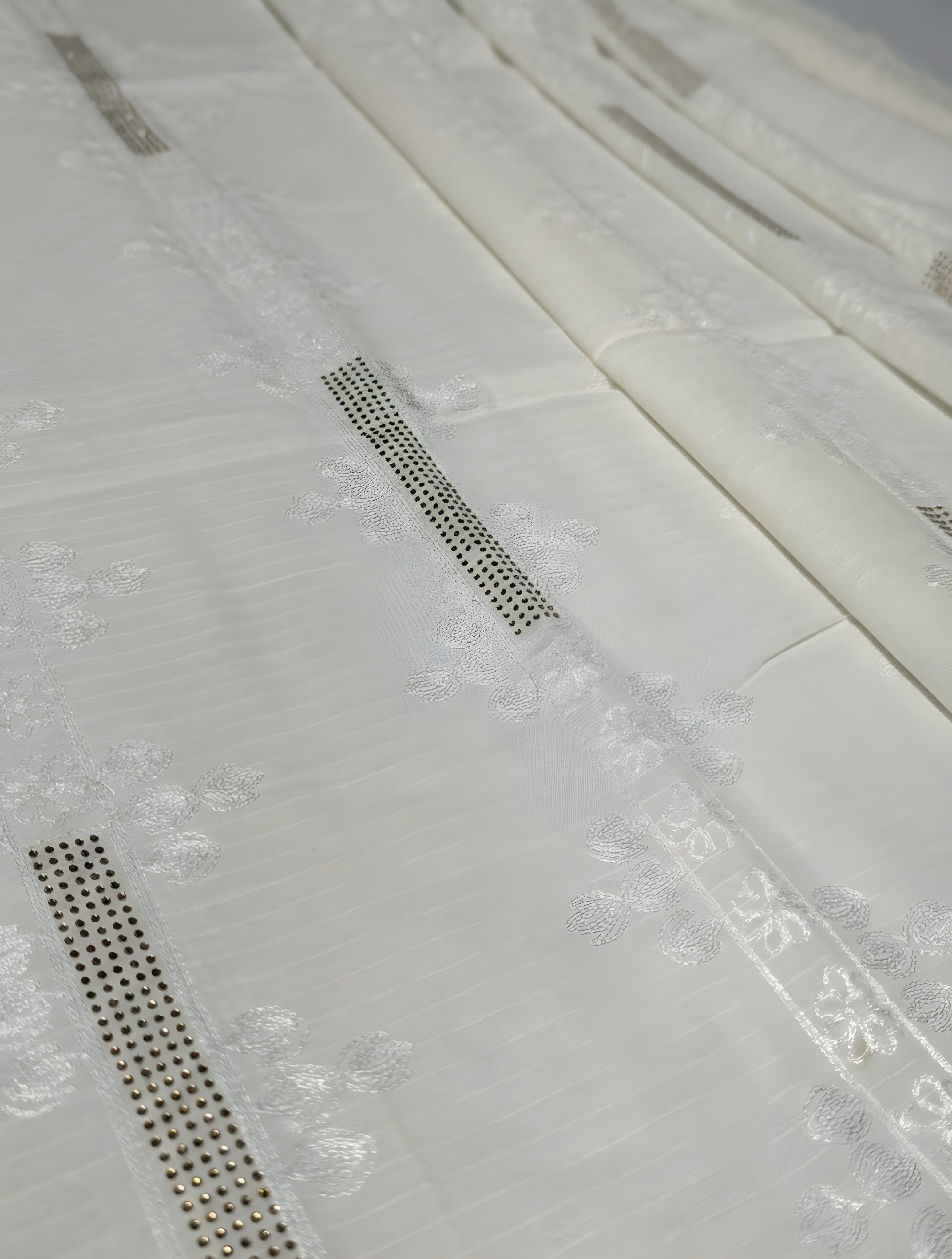 Bana Dora Embroidery Shawl for Ladies